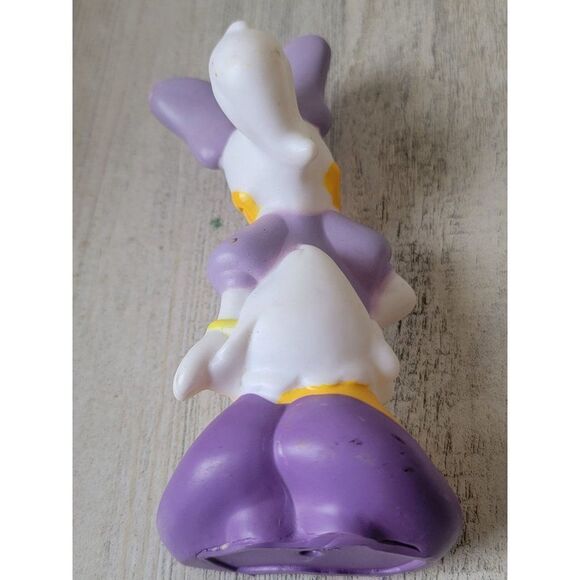 Daisy Duck sassy rubber bath toy figure purple - Picture 5 of 8